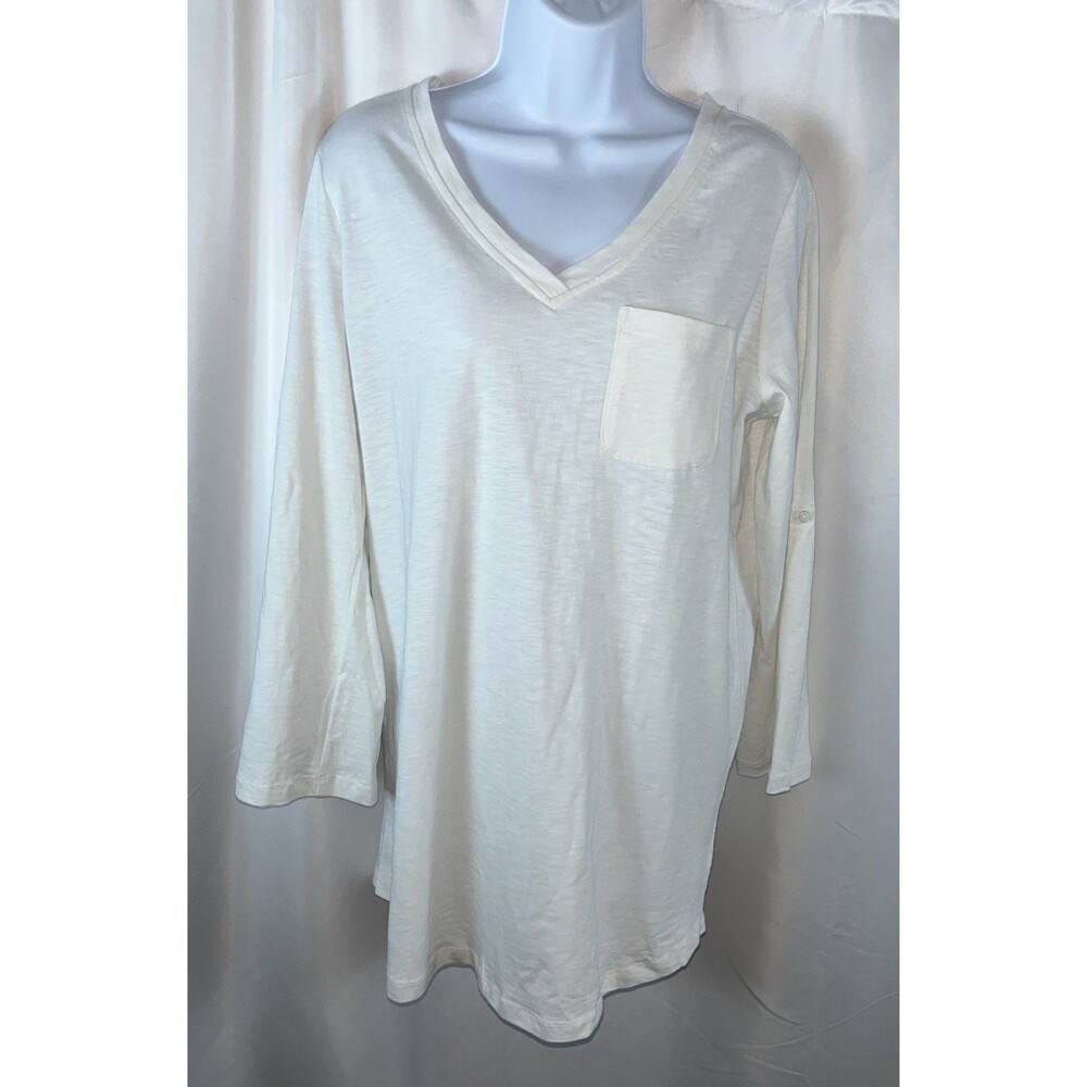 Roman’s Size 12 White Knit V-neck Woman’s Top Comfortable Chest Pocket